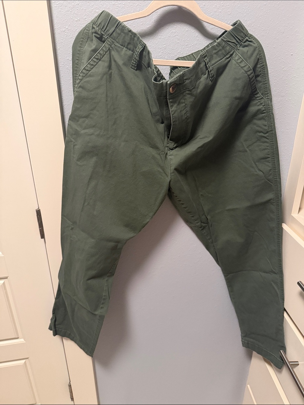 Old Navy Men's Olive Green Casual Chinos